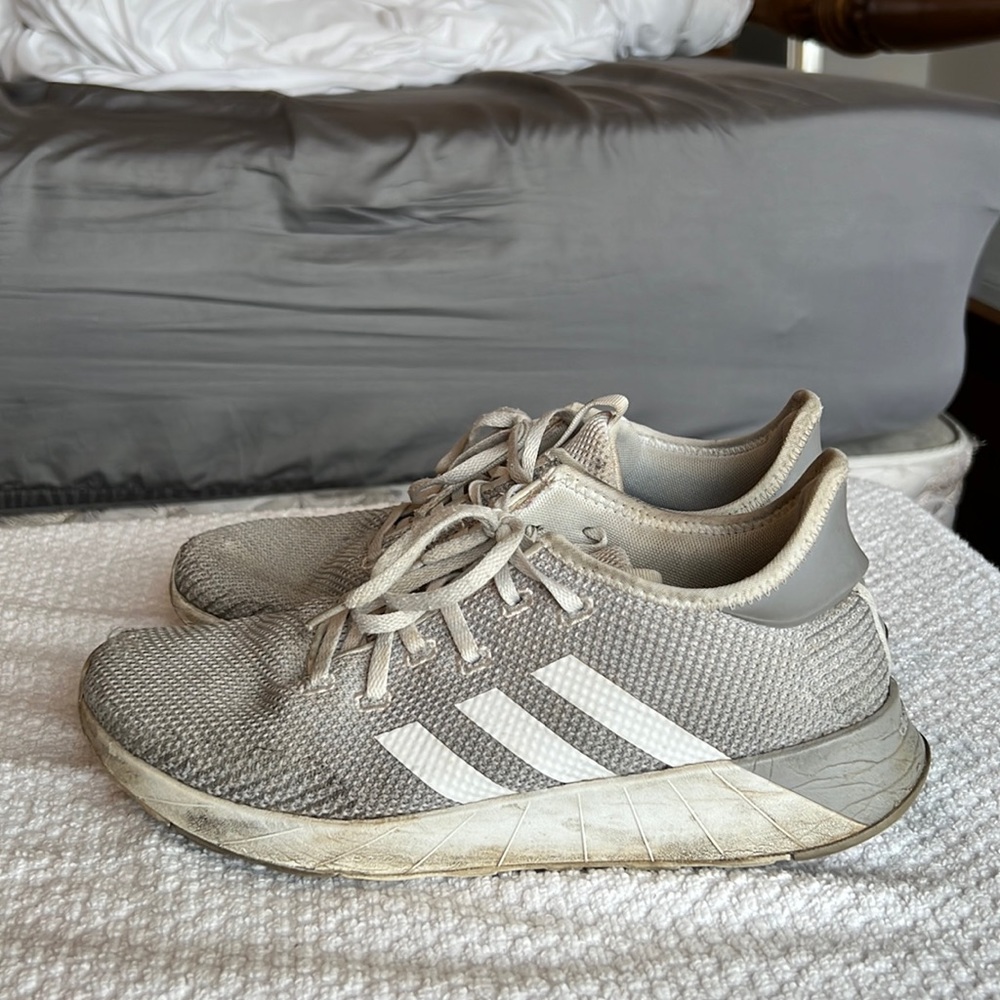 Adidas Gray and White Cloudfoam Tennis Shoes